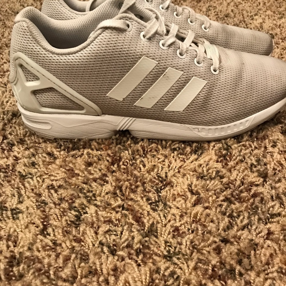 Sneakers - Picture 5 of 5